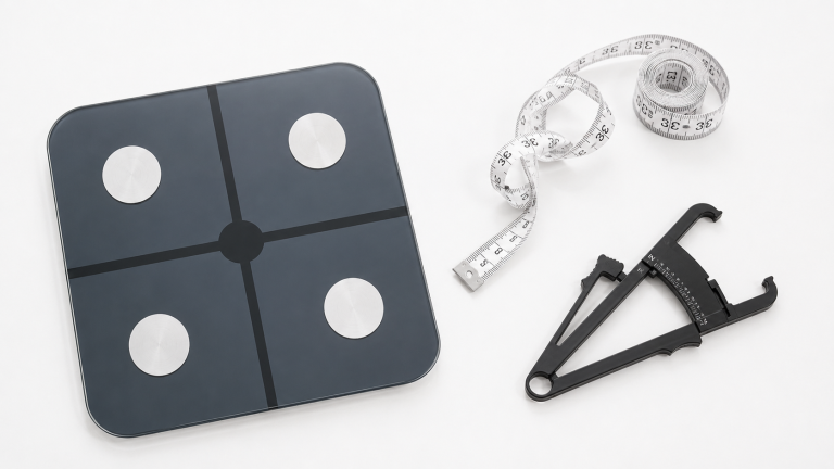Mesurer taux masse grasse DEXA BodPod balance impédance comparatif