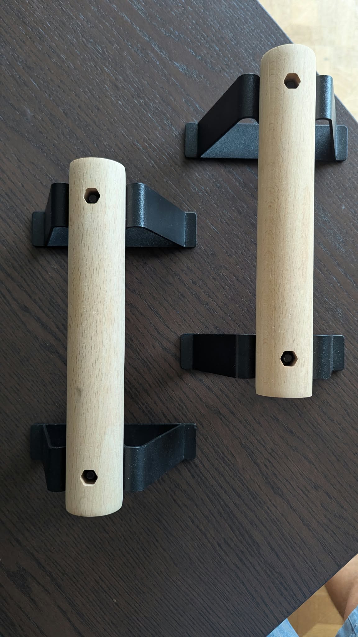 Montage parallettes en bois Xtenia Antlettes V2 poignées hêtre cadre acier vis